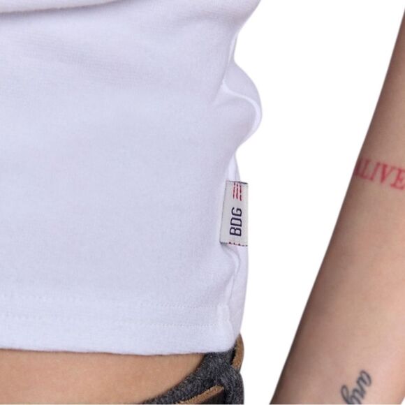 BDG | Sarah Off-Shoulder White and Black Trim Crop Top - Picture 3 of 4